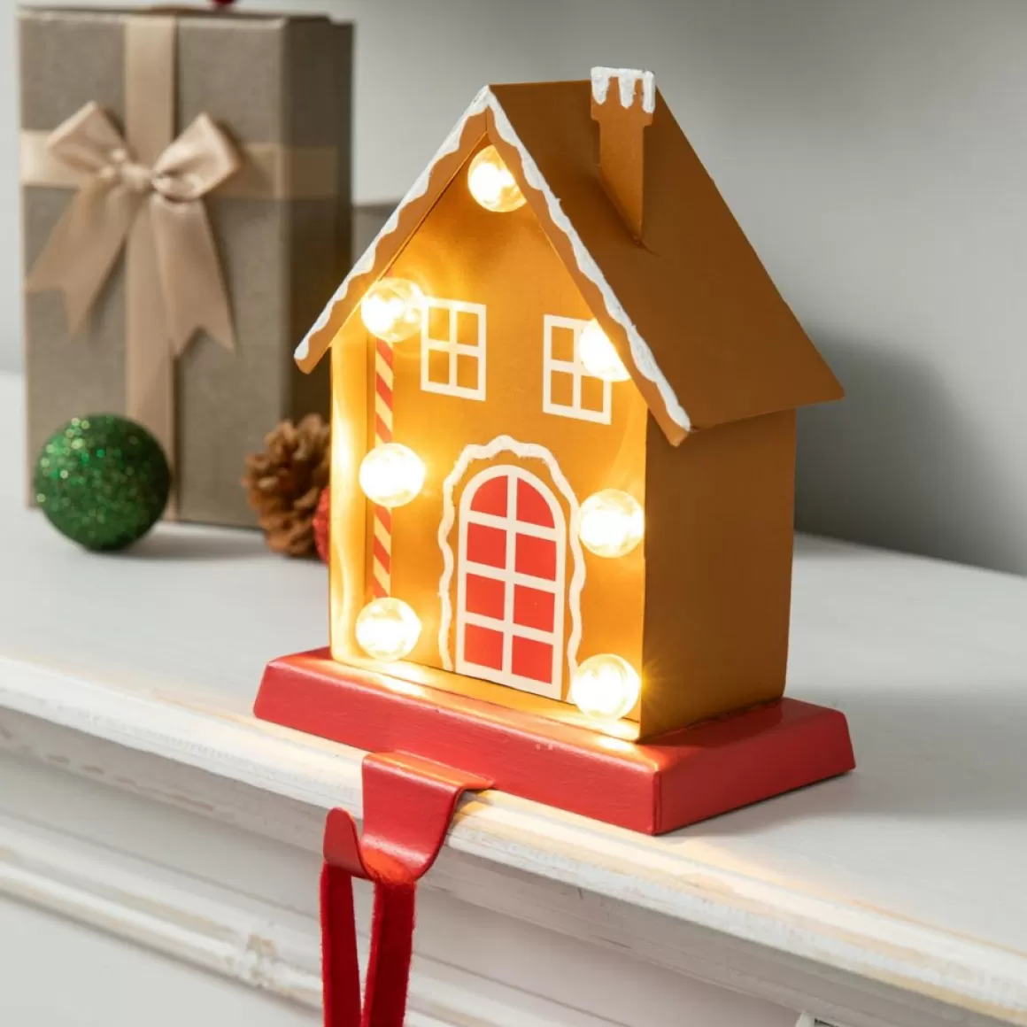 Glitzhome 6.75" H Marquee Led Metal Gingerbread House Stocking Holder